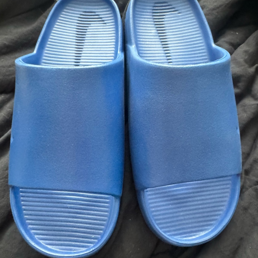 Nike slides New
